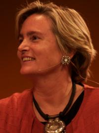 Susan Davis at the 2009 Vancouver Peace Summit (photo by Carey Linde 2009)